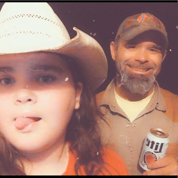 Meet your Posher, Hailey - Picture 1 of 1